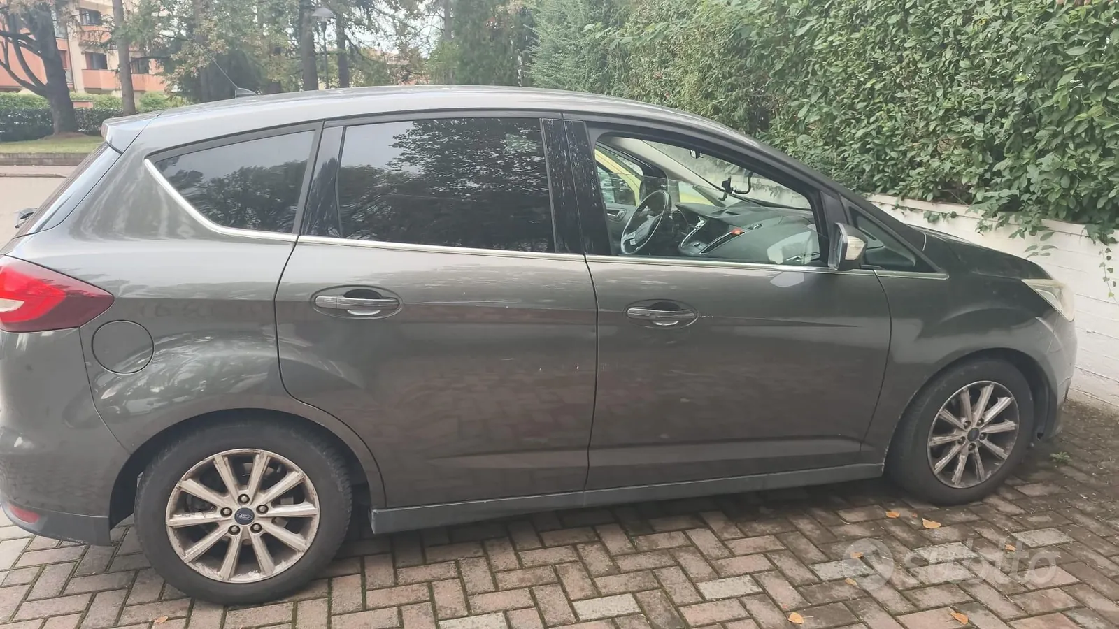 Ford C-Max 2015 photo 3