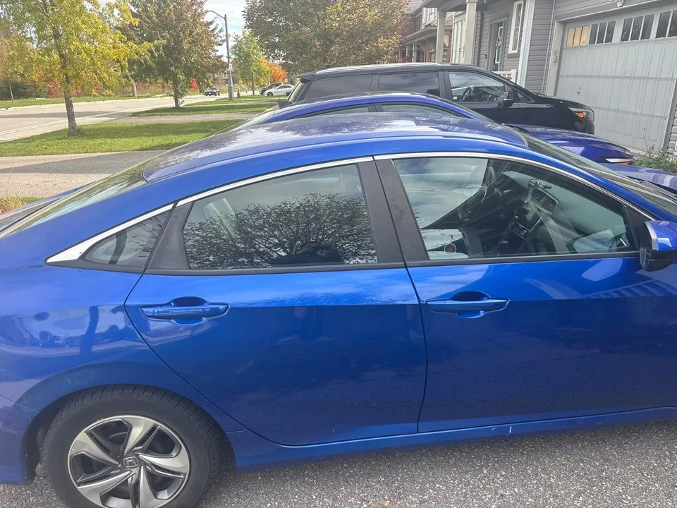 Honda Civic 2019 photo 2