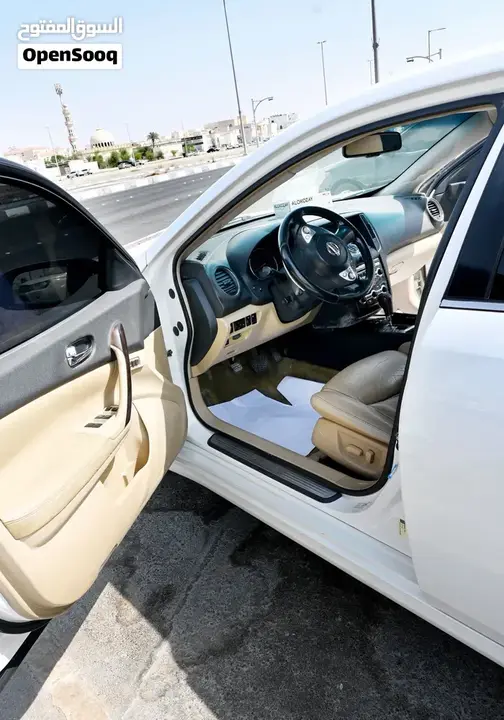 Nissan Maxima 2011 photo 4