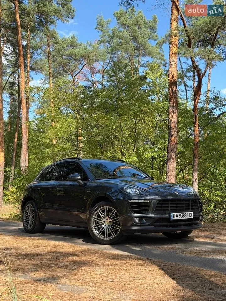 Porsche Macan
