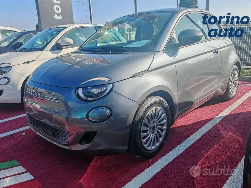 Fiat 500 2024 photo 2