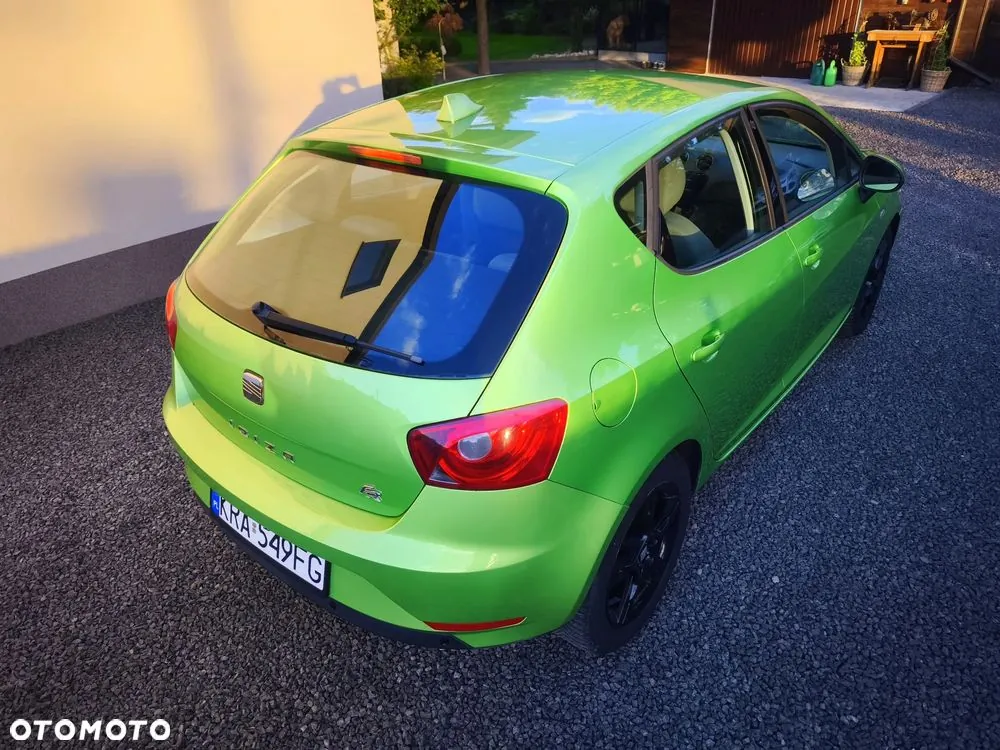 Seat Ibiza 2012 photo 4