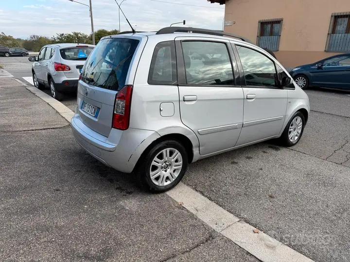 Fiat Idea 2006 photo 3