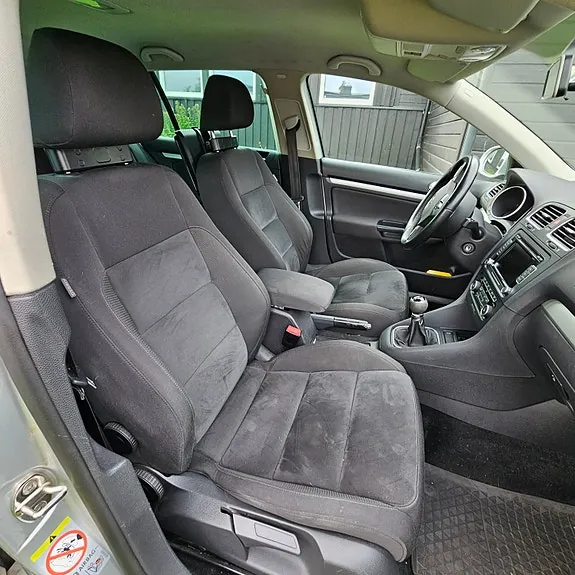 Volkswagen Golf Vi 2012 photo 5