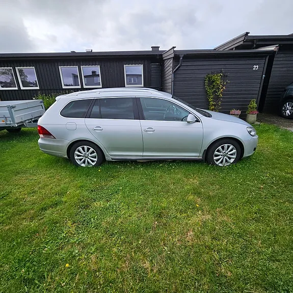 Volkswagen Golf Vi 2012 photo 2