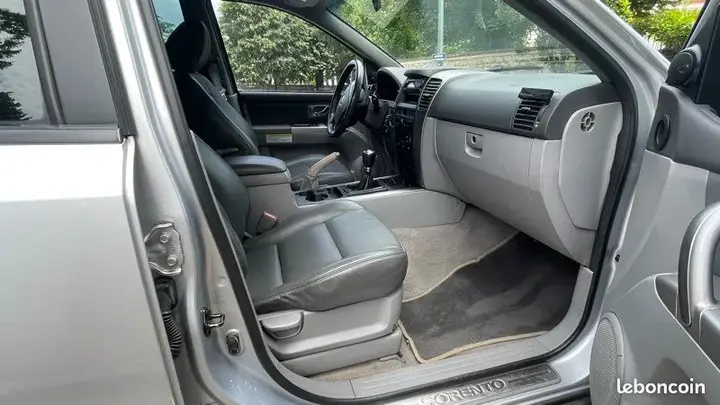 Kia Sorento 2005 photo 2