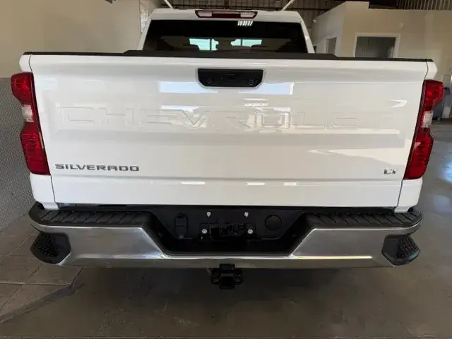 Chevrolet Silverado 1500 2024 photo 4