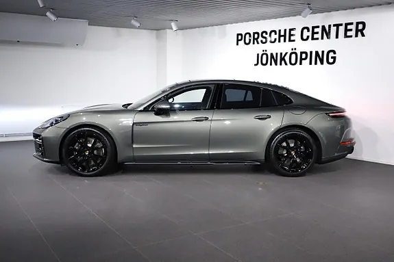 Porsche Panamera 2025 photo 2
