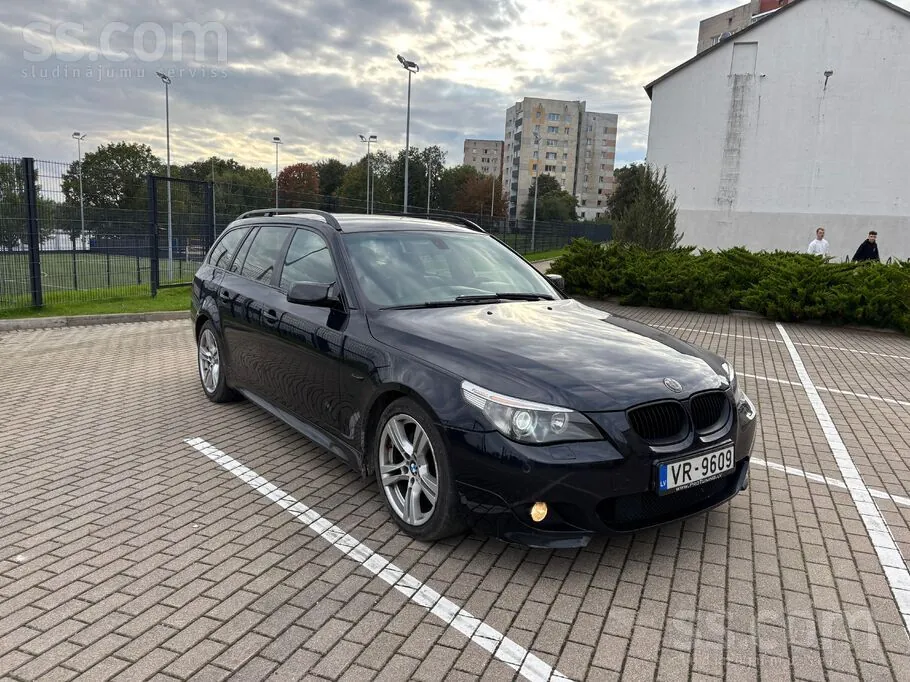 BMW 530 2005 photo 2