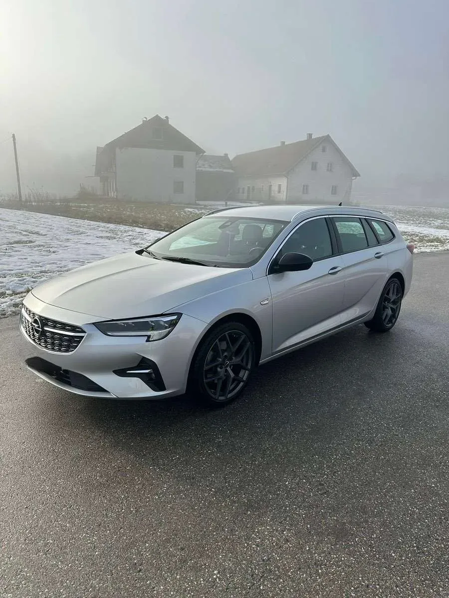 Opel Insignia 2022 photo 2