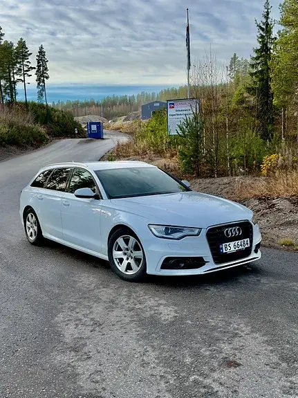 Audi A6 Avant 2013 photo 2