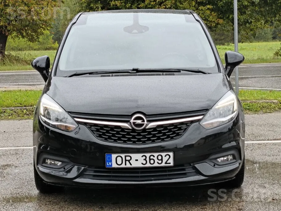 Opel Zafira 2017 photo 2