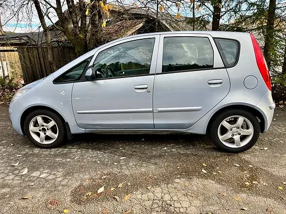 Mitsubishi Colt 2007 photo 5