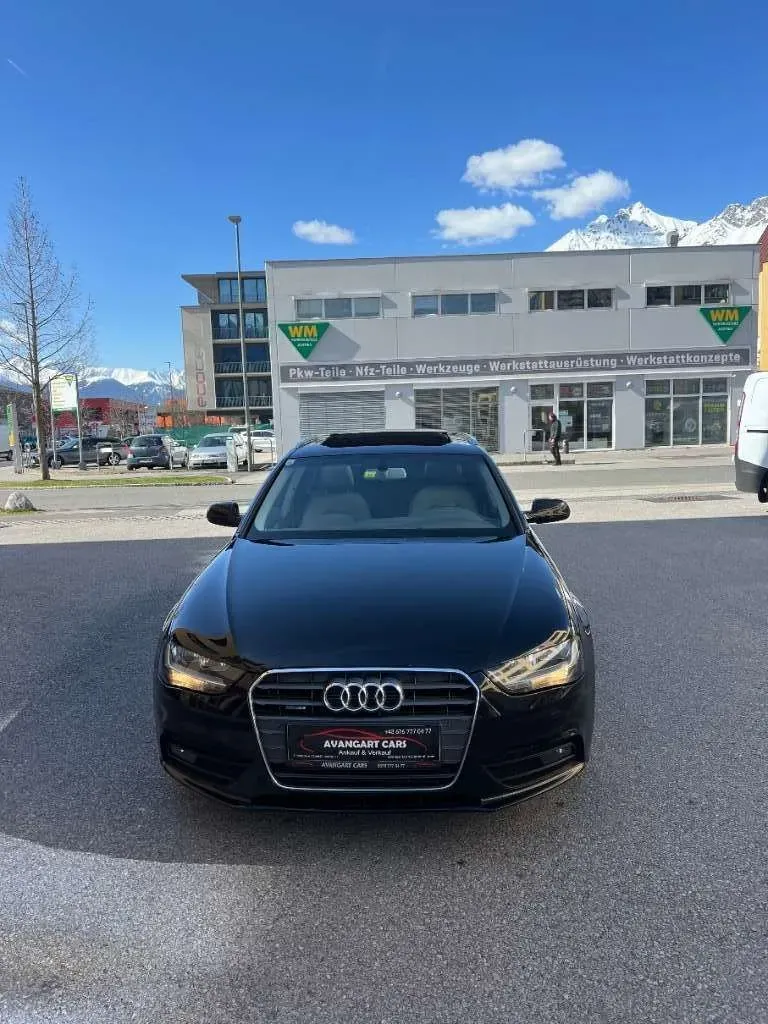Audi A4 2012 photo 3