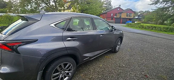 Lexus Nx300H 2014 photo 4