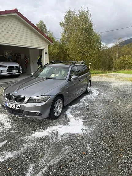 BMW 320D 2010 photo 3