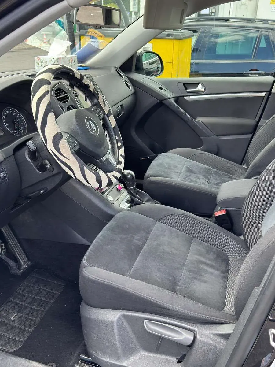Volkswagen Tiguan 2012 photo 3