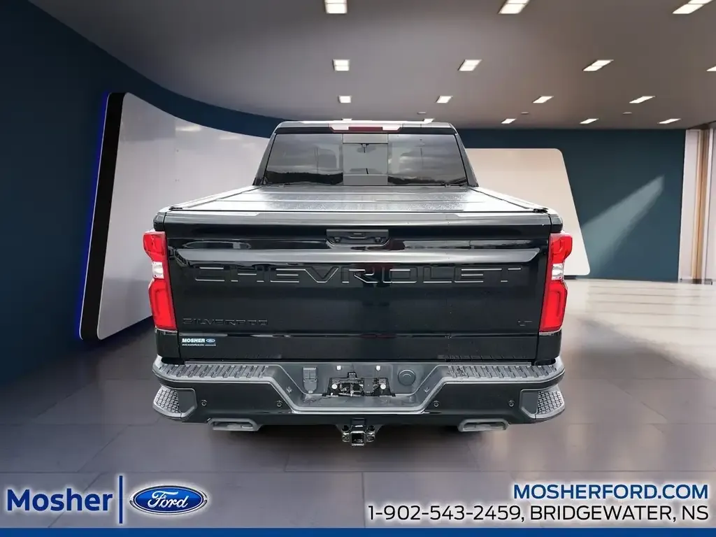 Chevrolet Silverado 1500 2022 photo 3