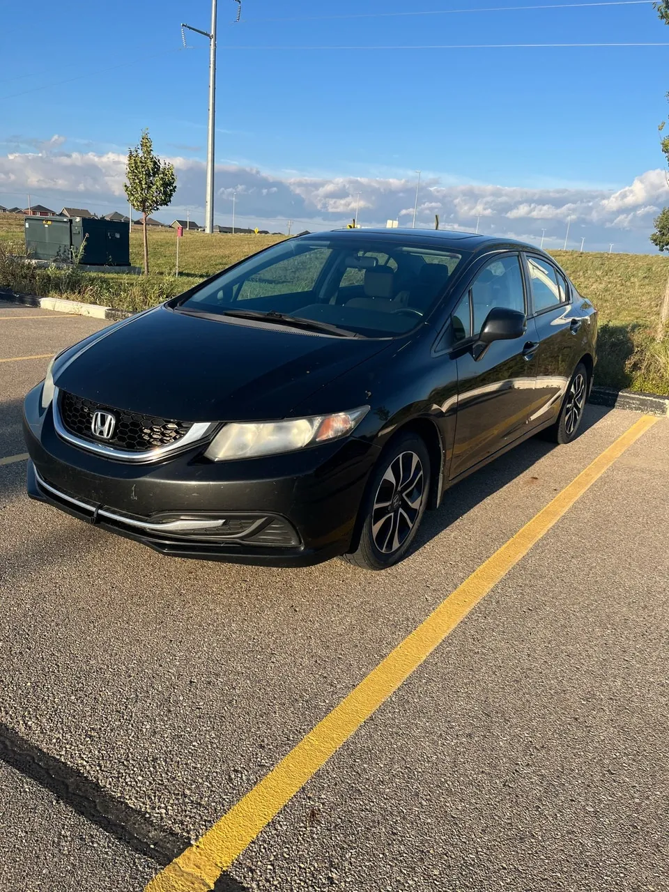 Honda Civic 2013 photo 2