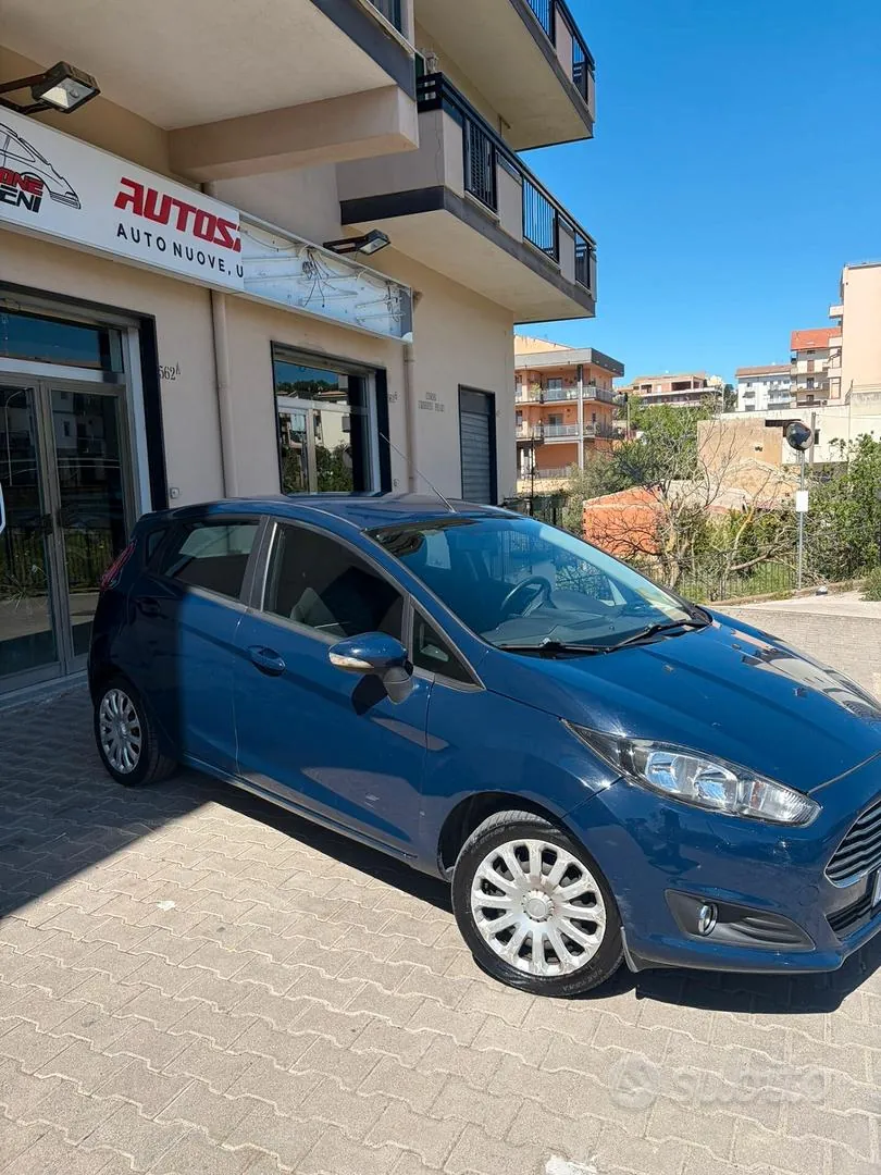 Ford Fiesta 2016 photo 2