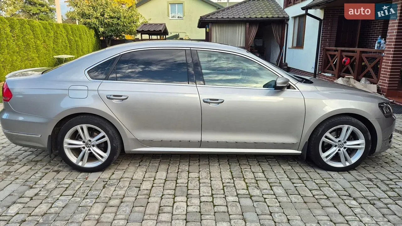 Volkswagen Passat 2012 photo 3