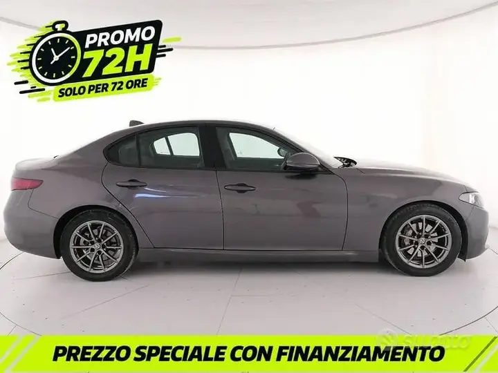 Alfa Romeo Giulia 2018 photo 3