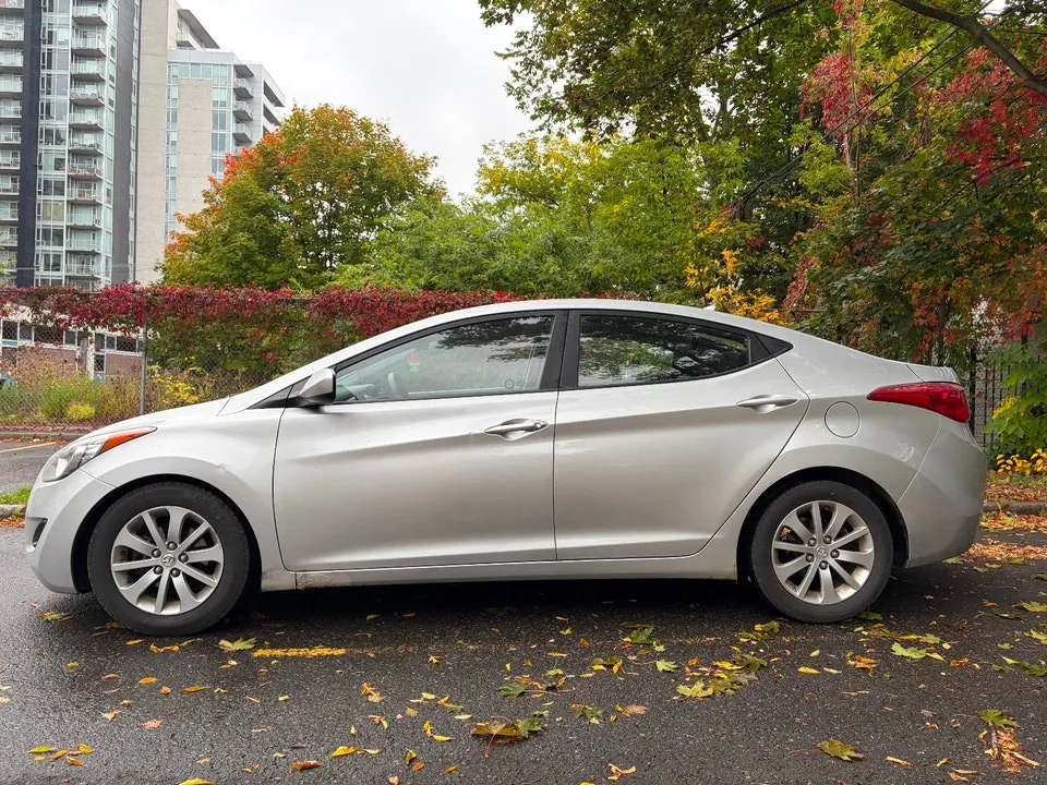 Hyundai Elantra 2013 photo 4