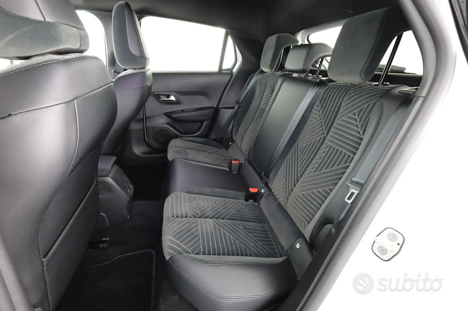 Lancia Ypsilon 2024 photo 3