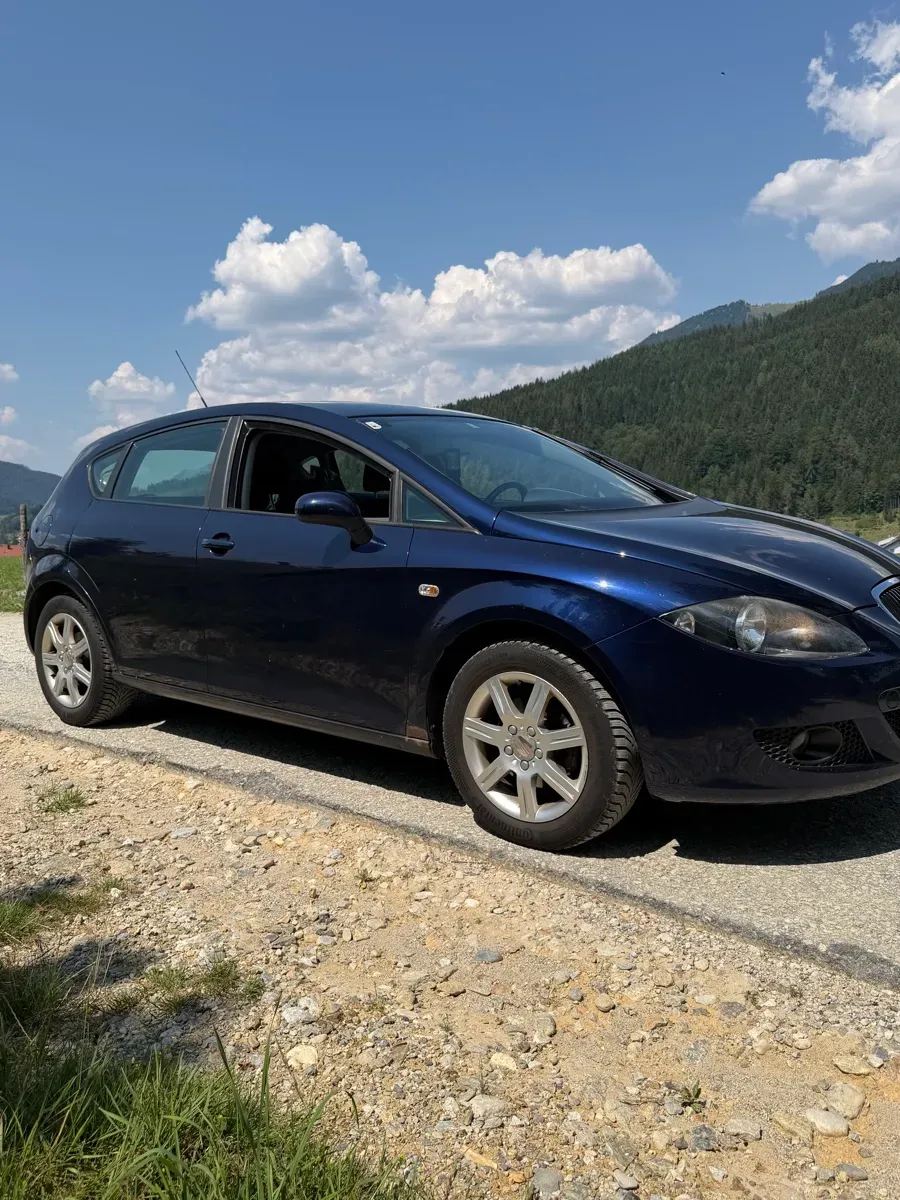 Seat Leon 2007 photo 2