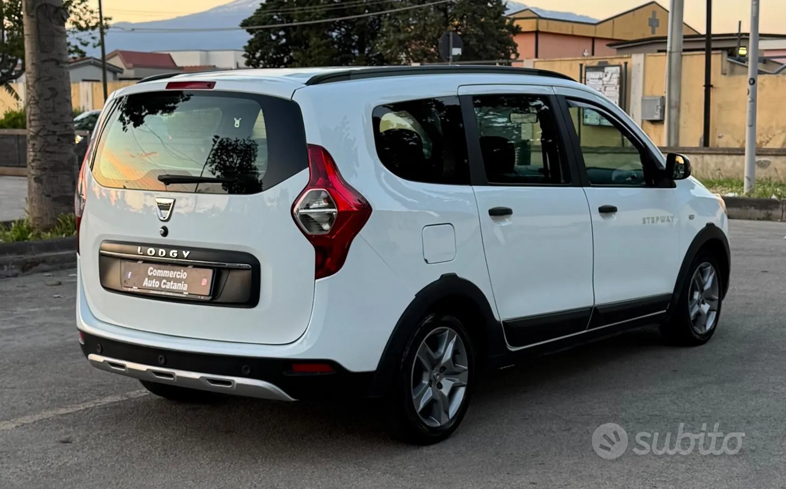 Dacia Lodgy 2020 photo 4
