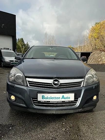 Opel Astra 2008 photo 3