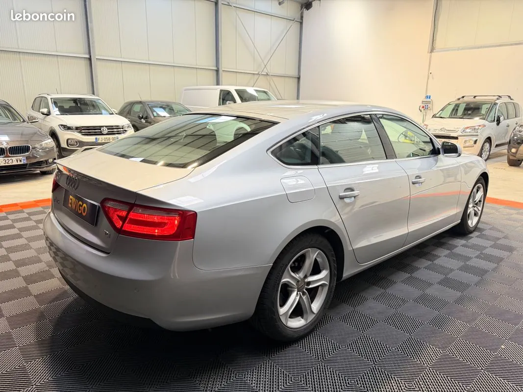 Audi A5 2012 photo 2