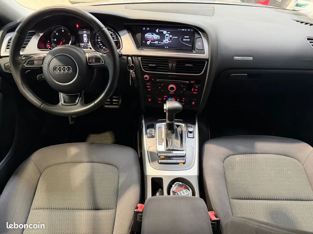 Audi A5 2012 photo 3