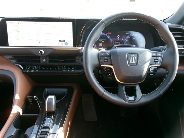 Toyota Crown Estate 2025 photo 4