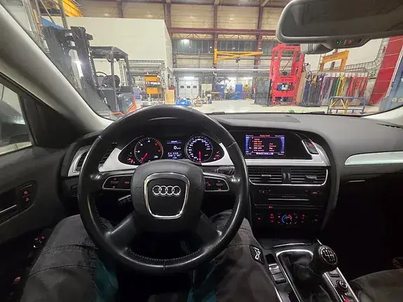 Audi A4 Allroad 2011 photo 5