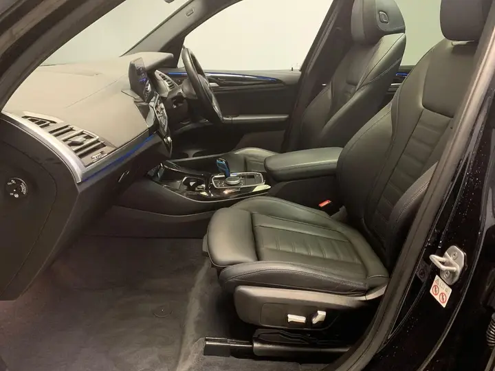 BMW Ix3 2022 photo 4