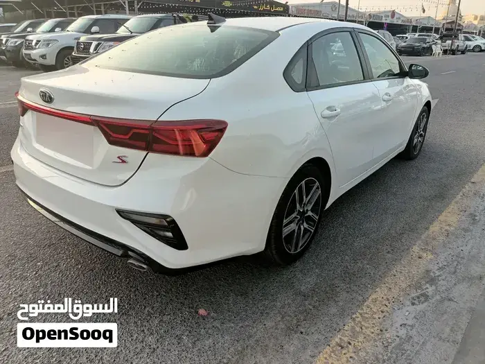 Kia Forte 2019 photo 4