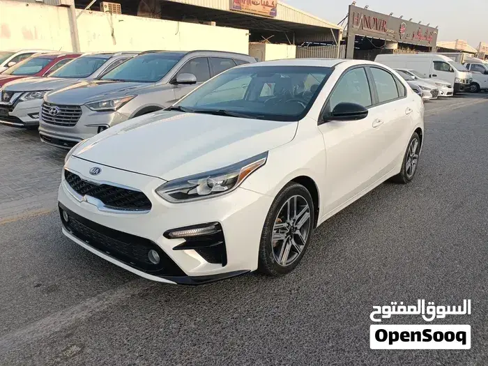 Kia Forte 2019 photo 2