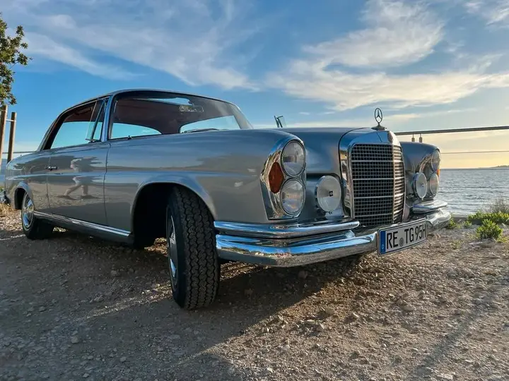 Mercedes-Benz 250 Se