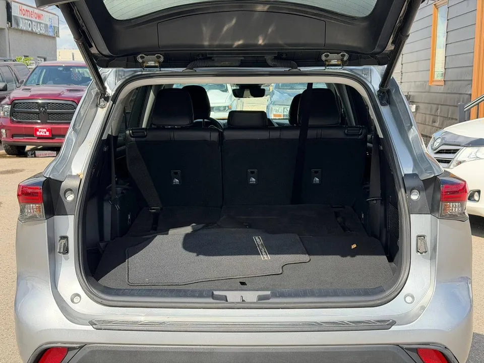 Toyota Highlander 2023 photo 4