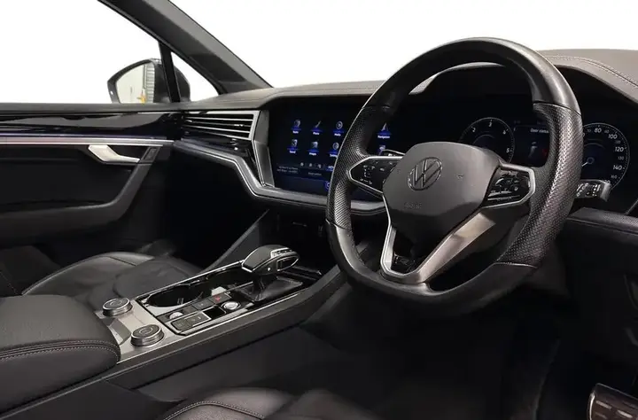 Volkswagen Touareg 2022 photo 4