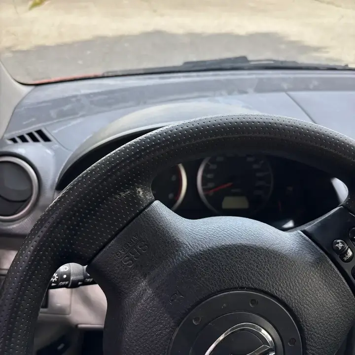 Mazda Mazda2 2003 photo 3