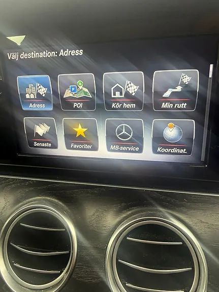 Mercedes-Benz E220 2017 photo 2