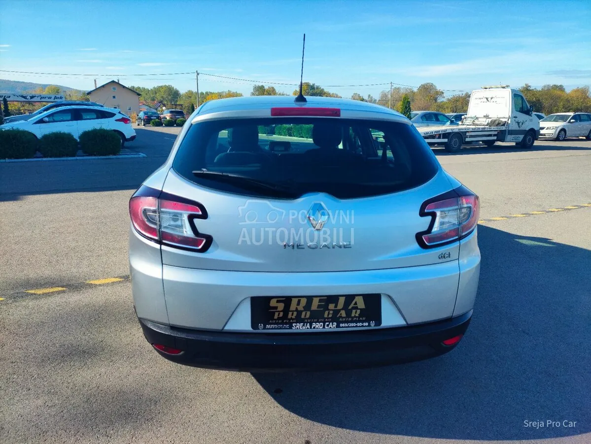 Renault Megane 2009 photo 4
