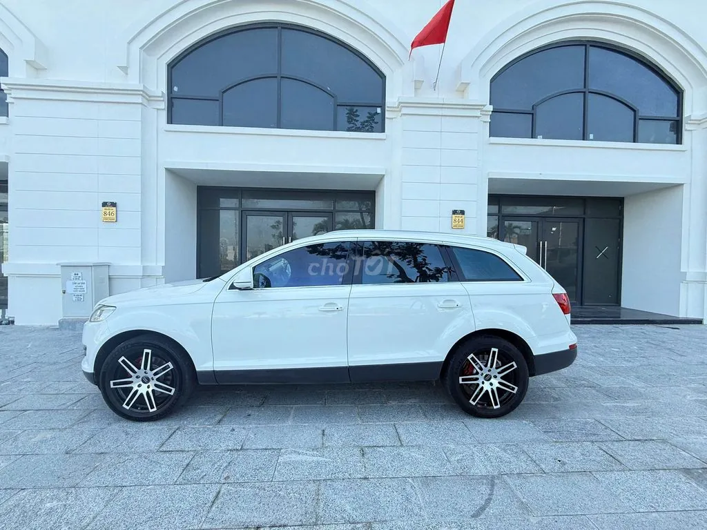 Audi Q7 2009 photo 3