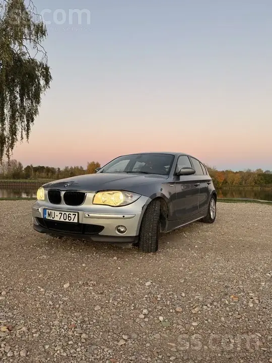 BMW 120