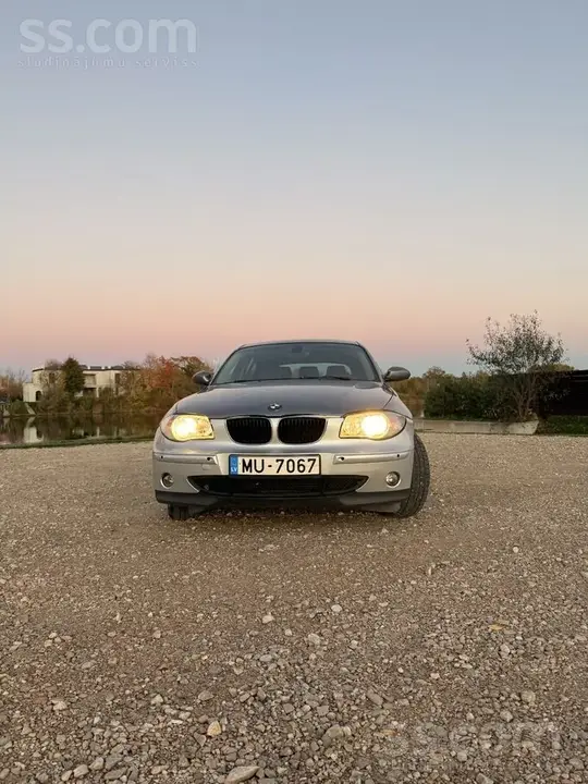 BMW 120 2004 photo 2