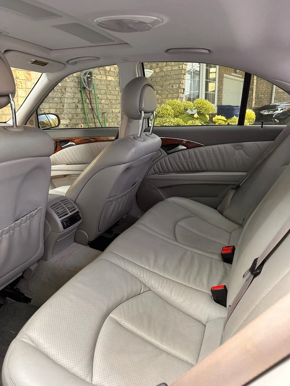 Mercedes-Benz E-Class 2005 photo 5