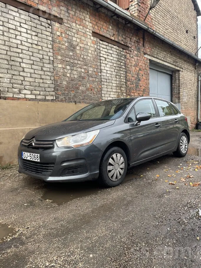 Citroen C4 2013 photo 3