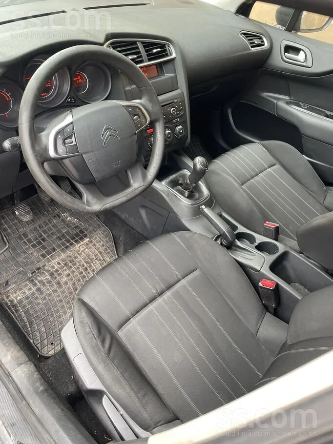 Citroen C4 2013 photo 5